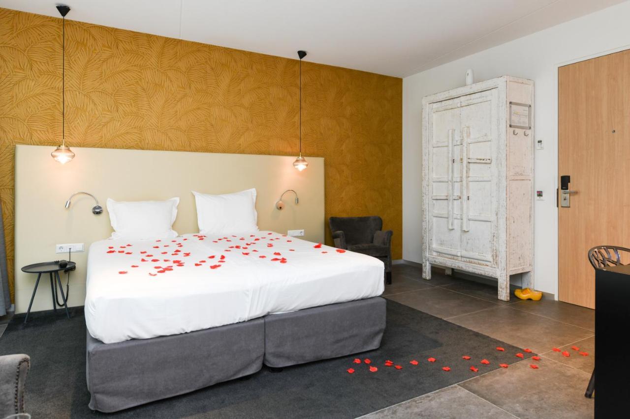 Hotel De Roode Schuur Nijkerk Esterno foto